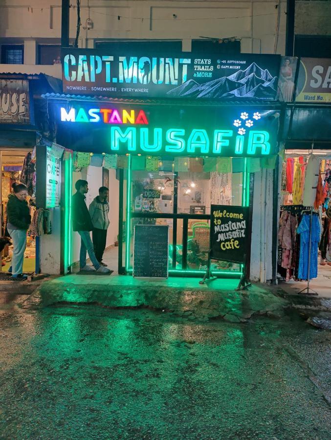 Capt. Mount Stays Rishīkesh Esterno foto